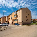 Apartment Umag Close To The Centre